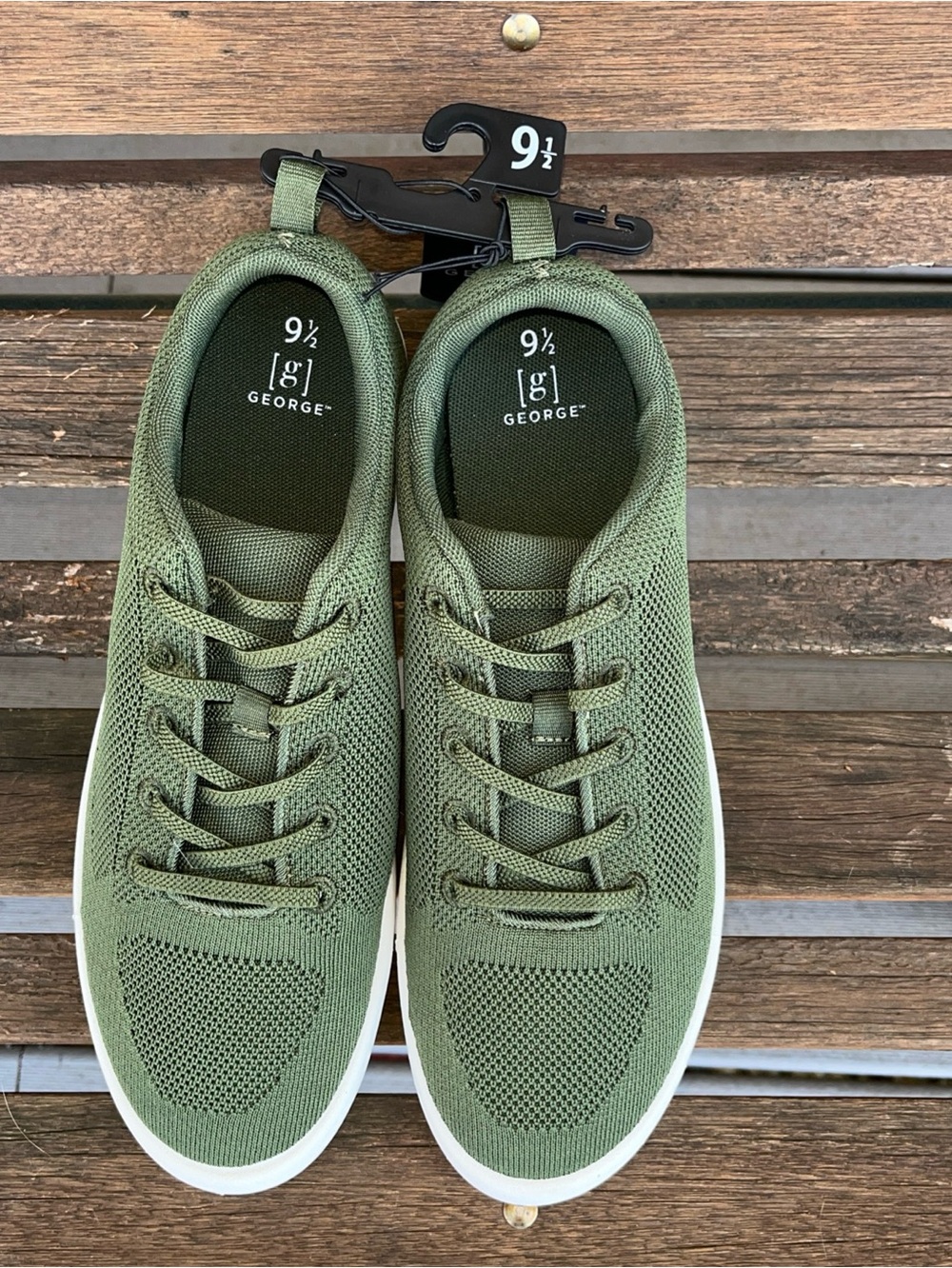 George Slip On Sneakers Shoes Olive Green Men's Size 9 1/ 2 Knit Easy On/Off